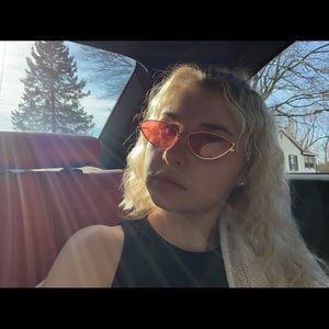 Meet your Posher, Angelina